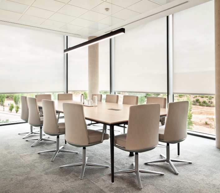 estores-enrollables-mobiliar Cortinas y estores para oficinas